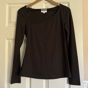 ✨ NWT ✨ Who What Wear Collection: Rio Asymmetrical Neckline Top, Size M